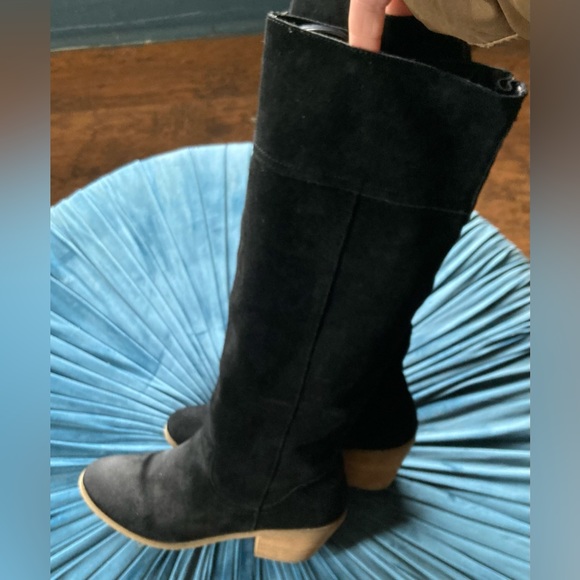 BDG black suede boots block heel round toe pull on slouchy or knee length Sz 10 - Picture 6 of 16